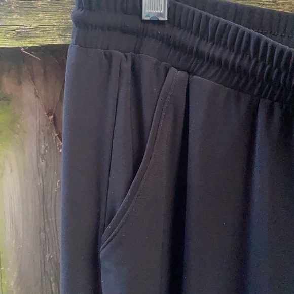 NY Collection black stretchy pants sz. L - Picture 3 of 5